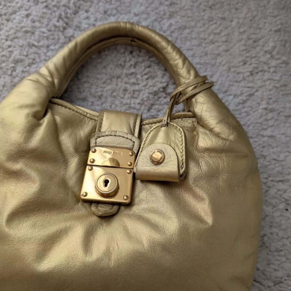 Auth MUI MUI Elegant Gold Y2K mini hobo leather Women's Handbag RARE vintage - Picture 13 of 14